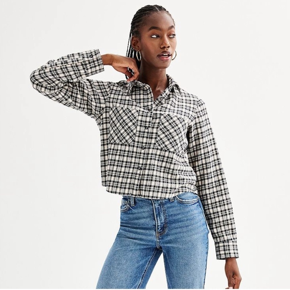 SO Black and‎ White Plaid Button-Down Shirt